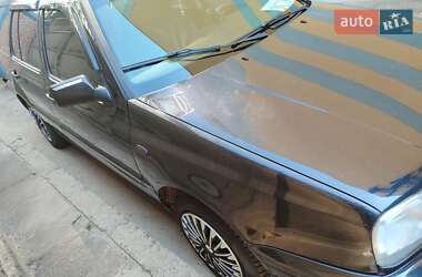Универсал Volkswagen Golf 1997 в 