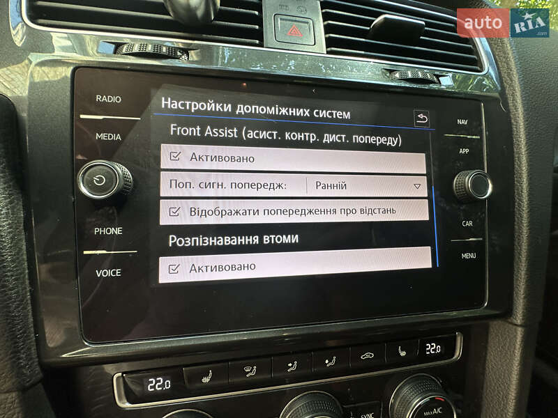 Универсал Volkswagen Golf 2018 в Хотине