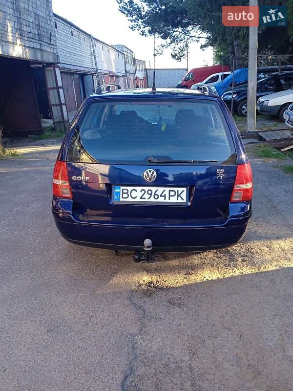 Универсал Volkswagen Golf 2003 в Львове