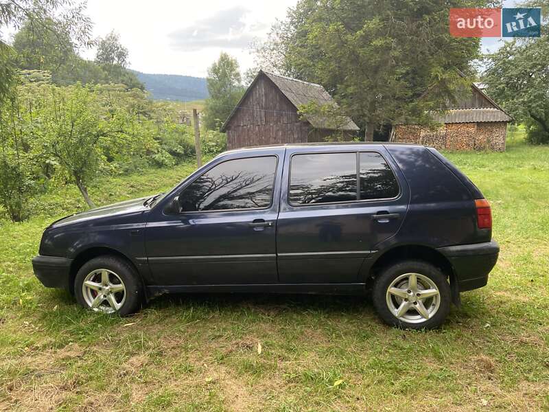 Хэтчбек Volkswagen Golf 1994 в Турке