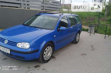 Універсал Volkswagen Golf 2001 в Городенці