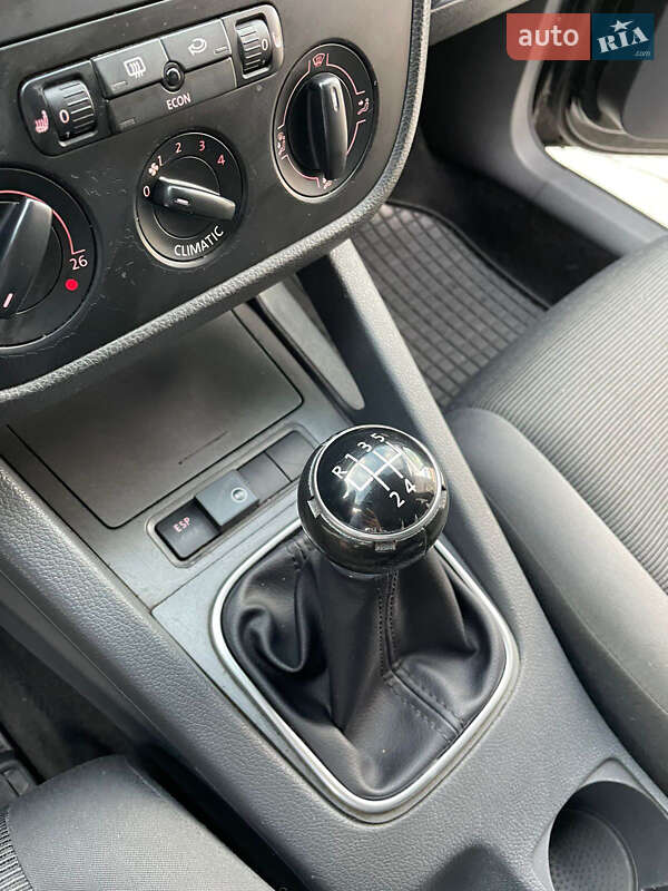 Хэтчбек Volkswagen Golf 2006 в Тернополе