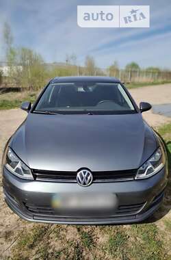 Хэтчбек Volkswagen Golf 2015 в Ивано-Франковске