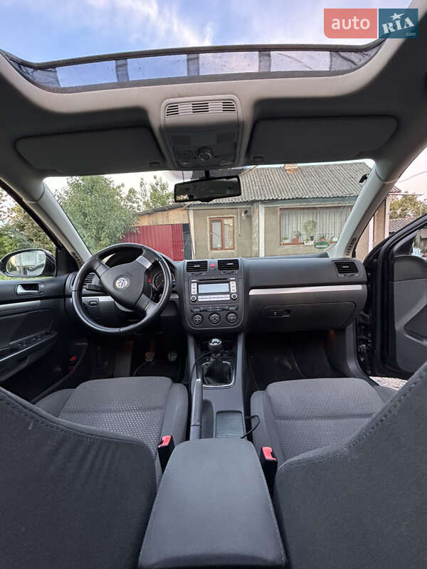 Универсал Volkswagen Golf 2007 в Виннице
