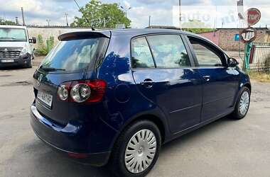 Хетчбек Volkswagen Golf 2005 в Хмельницькому