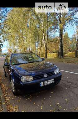 Универсал Volkswagen Golf 2001 в Черновцах