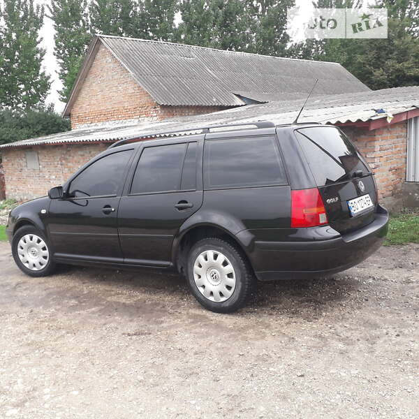 Универсал Volkswagen Golf 2002 в Тернополе