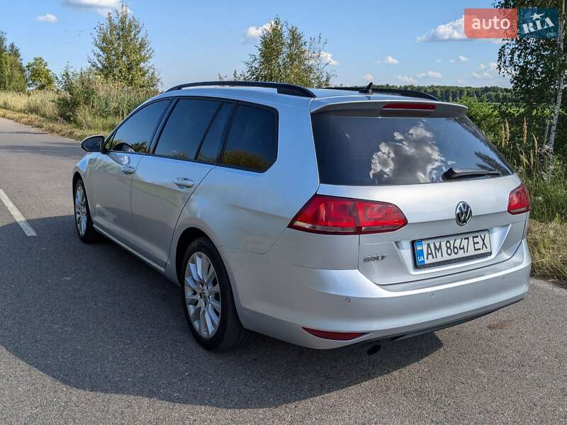 Универсал Volkswagen Golf 2014 в Житомире
