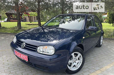 Хэтчбек Volkswagen Golf 2003 в Дрогобыче