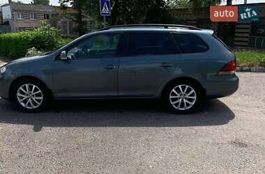 Універсал Volkswagen Golf 2009 в Рівному