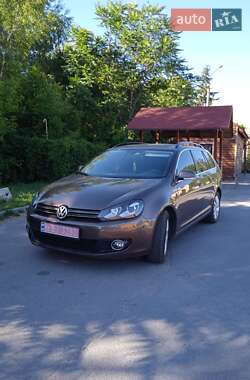 Универсал Volkswagen Golf 2011 в 