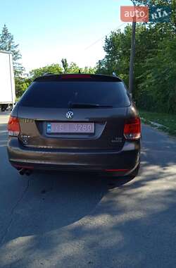 Универсал Volkswagen Golf 2011 в 