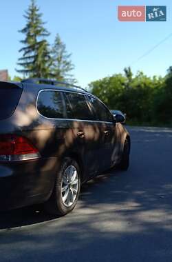 Универсал Volkswagen Golf 2011 в 