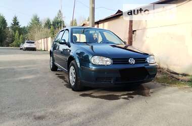 Хэтчбек Volkswagen Golf 2002 в Ивано-Франковске