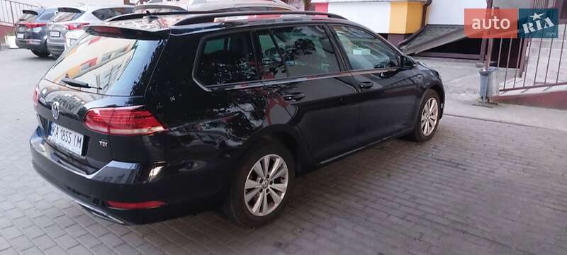 Универсал Volkswagen Golf 2017 в Киеве