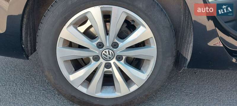 Универсал Volkswagen Golf 2017 в Киеве