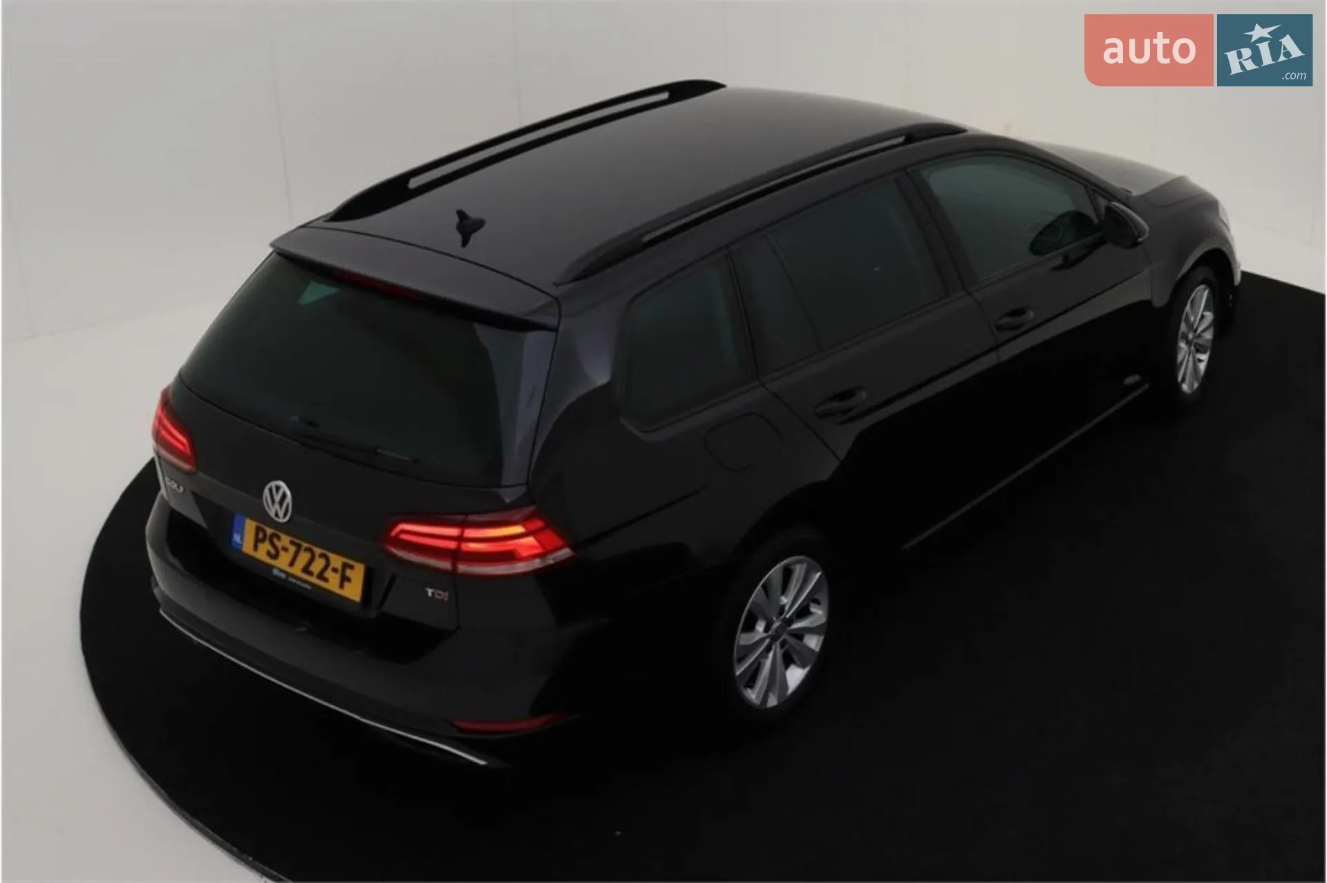 Volkswagen Golf 2017 VIN WVWZZZAUZHP750875 фото оголошення 48 з 50