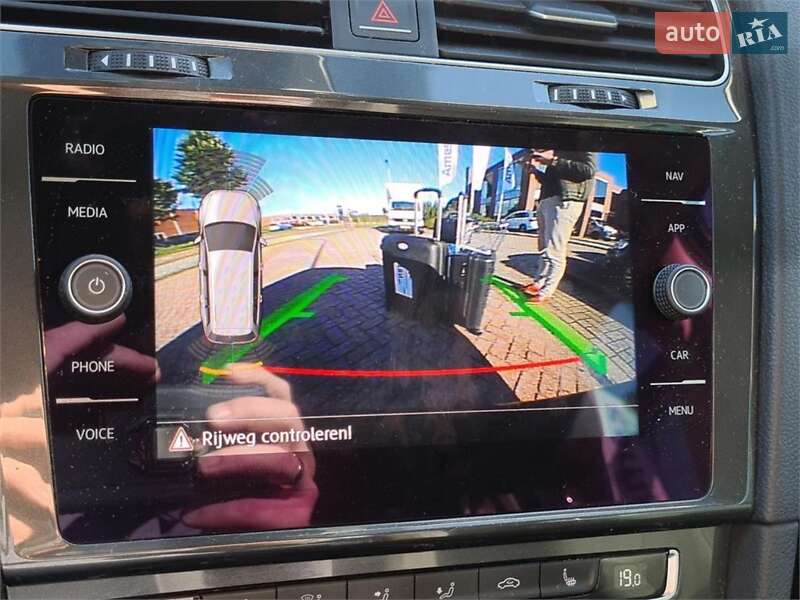 Универсал Volkswagen Golf 2017 в Киеве