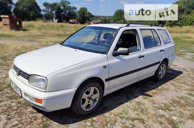 Универсал Volkswagen Golf 1996 в Немирове