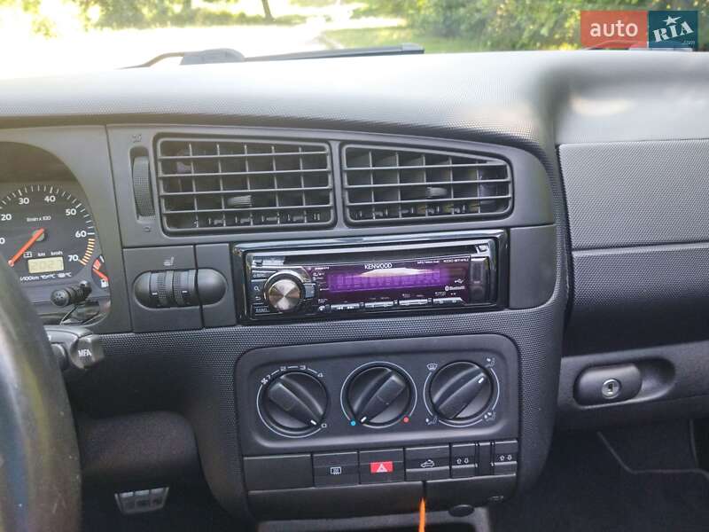 Кабриолет Volkswagen Golf 2001 в Тернополе