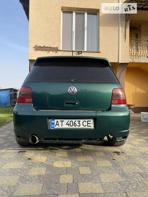 Хетчбек Volkswagen Golf 2000 в Івано-Франківську