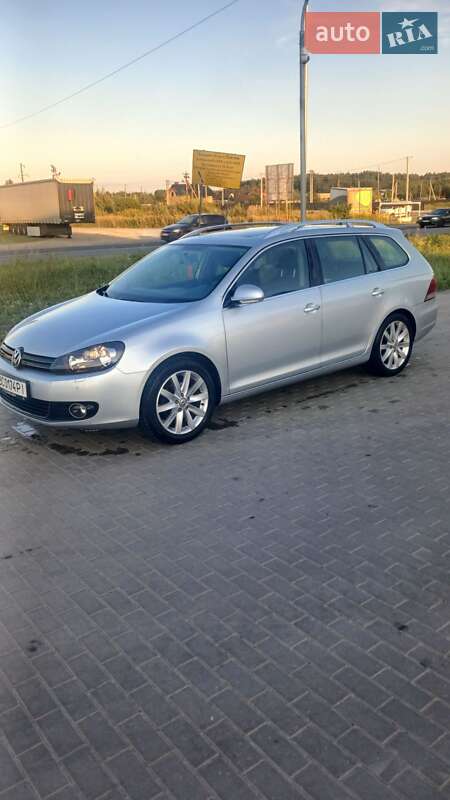 Универсал Volkswagen Golf 2011 в 