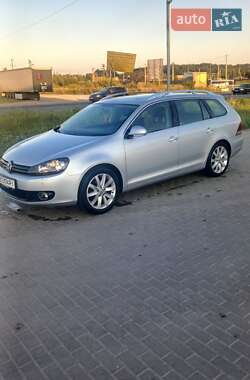 Универсал Volkswagen Golf 2011 в 