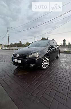 Хетчбек Volkswagen Golf 2010 в Дніпрі