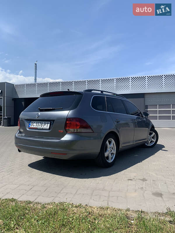 Универсал Volkswagen Golf 2009 в Львове