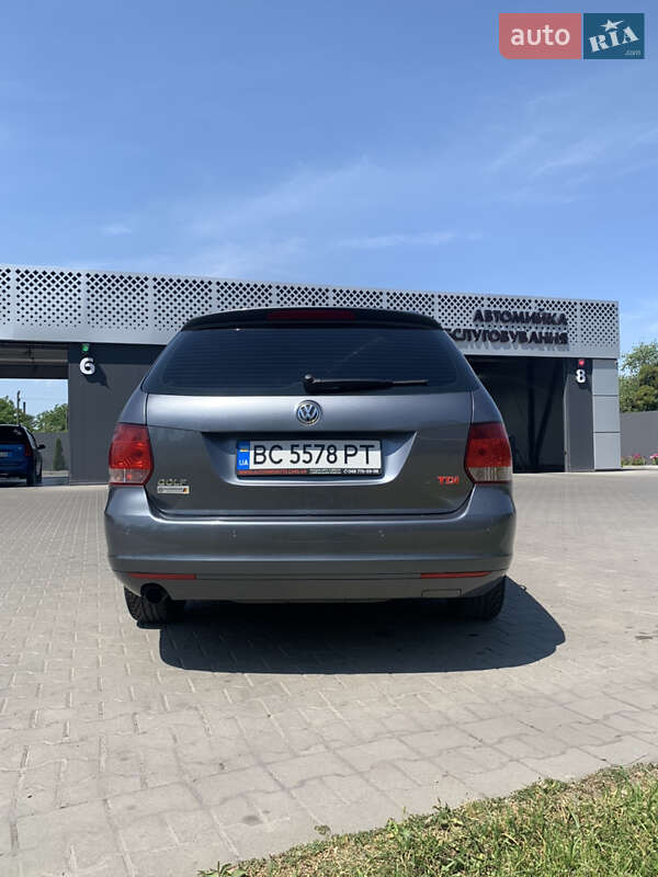 Универсал Volkswagen Golf 2009 в Львове