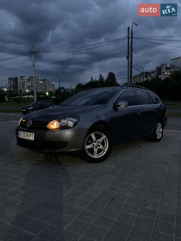Универсал Volkswagen Golf 2009 в Львове