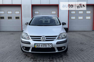 Хетчбек Volkswagen Golf 2007 в Києві