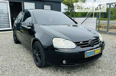 Хетчбек Volkswagen Golf 2005 в Іршаві