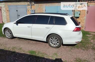 Универсал Volkswagen Golf 2015 в 