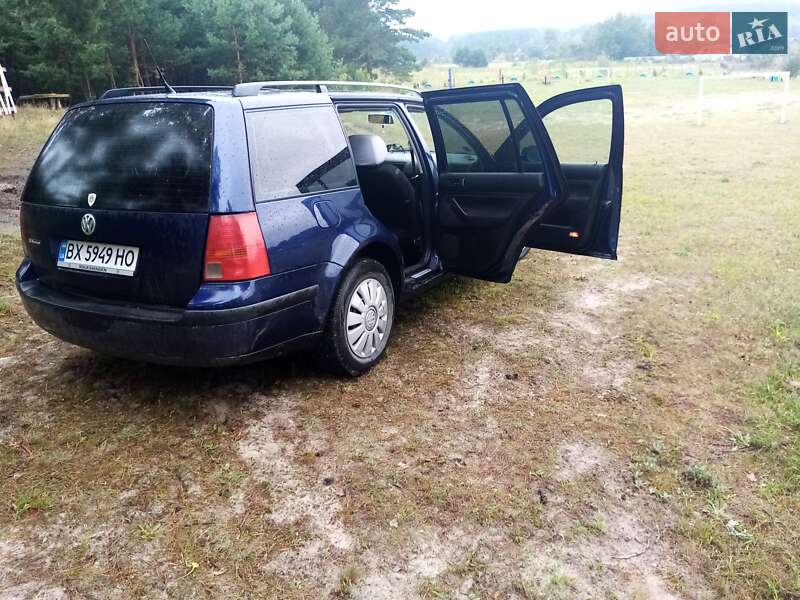 Універсал Volkswagen Golf 2000 в Нетішині