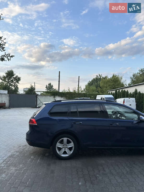 Универсал Volkswagen Golf 2014 в Львове