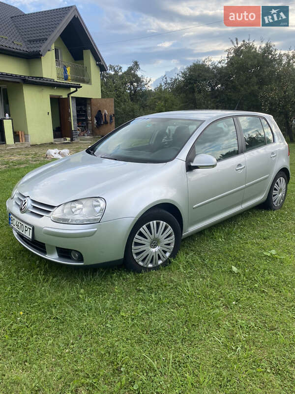 Хетчбек Volkswagen Golf 2007 в Львові