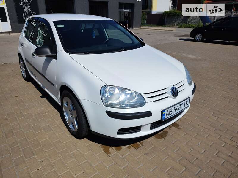 Хетчбек Volkswagen Golf 2007 в Вінниці