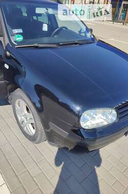 Універсал Volkswagen Golf 2002 в Старокостянтинові