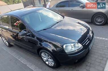 Хэтчбек Volkswagen Golf 2008 в 