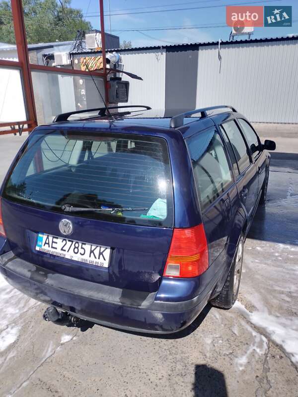 Универсал Volkswagen Golf 2001 в Каменском