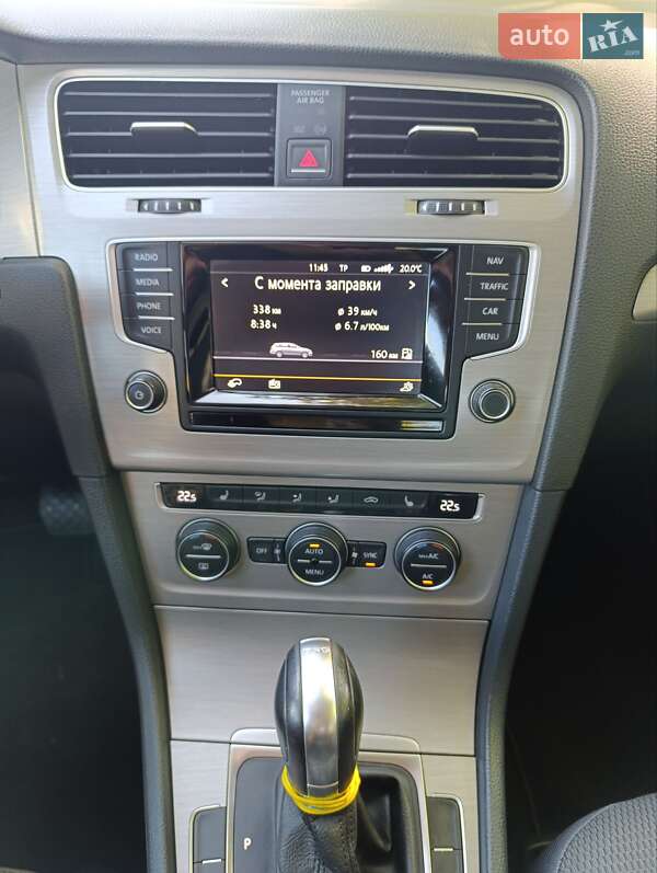 Універсал Volkswagen Golf 2015 в Львові