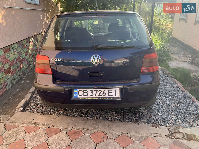 Хэтчбек Volkswagen Golf 2001 в Нежине