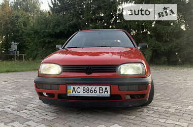 Хетчбек Volkswagen Golf 1995 в Рожище