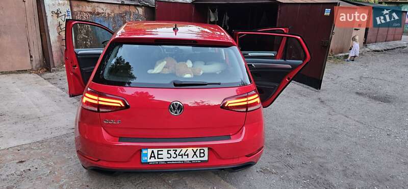 Хетчбек Volkswagen Golf 2018 в Кривому Розі