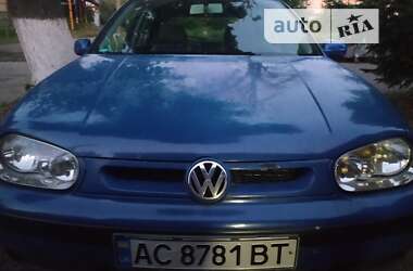 Хетчбек Volkswagen Golf 2001 в Луцьку