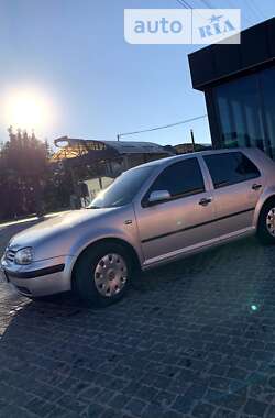 Хэтчбек Volkswagen Golf 2000 в Миргороде