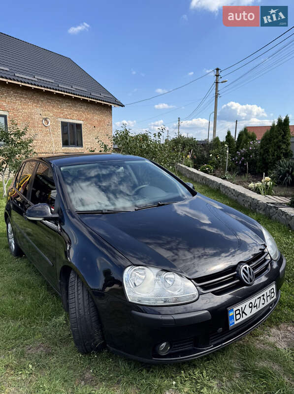 Хэтчбек Volkswagen Golf 2004 в Ровно фото 12 Хэтчбек Volkswagen Golf 2004 в Ровно