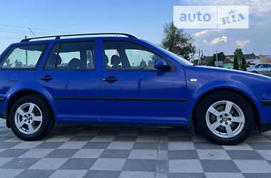 Универсал Volkswagen Golf 2003 в Самборе