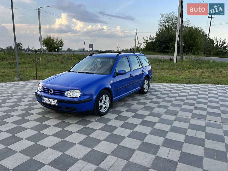 Універсал Volkswagen Golf 2003 в Самборі